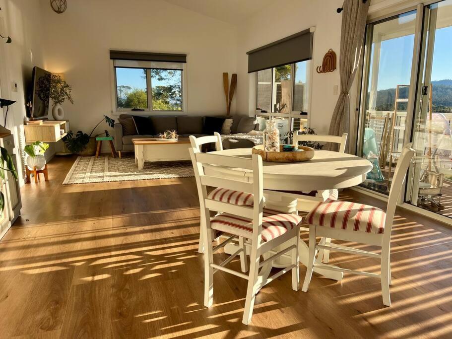 Viola - Seaside Retreat Villa Coles Bay Eksteriør bilde